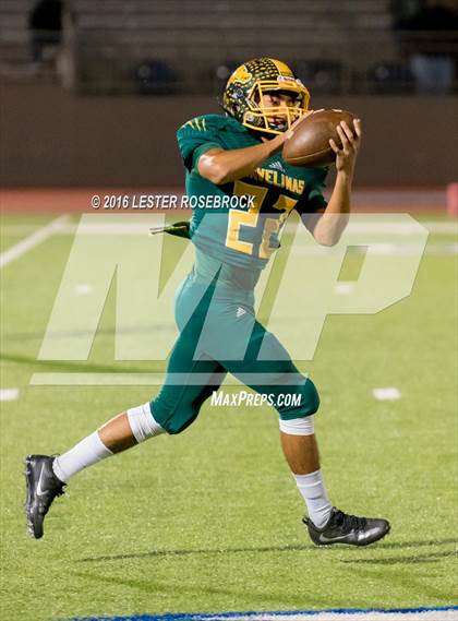 Thumbnail 1 in Crystal City vs. Cuero (UIL 4A Area Playoff) photogallery.