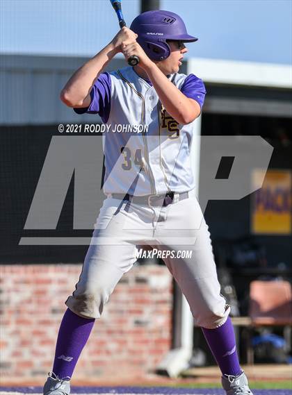 Thumbnail 1 in South Beauregard vs Iowa photogallery.