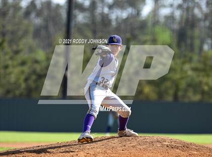 Thumbnail 3 in South Beauregard vs Iowa photogallery.