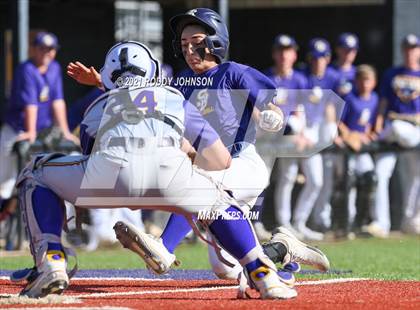 Thumbnail 2 in South Beauregard vs Iowa photogallery.