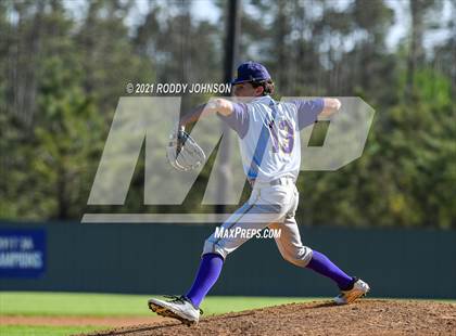 Thumbnail 2 in South Beauregard vs Iowa photogallery.