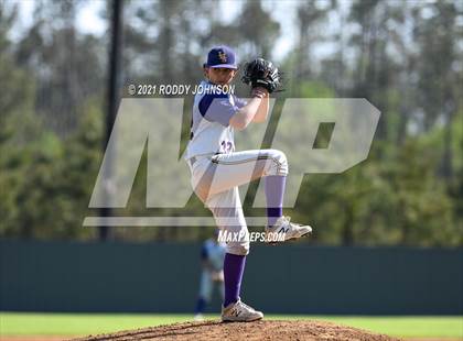 Thumbnail 3 in South Beauregard vs Iowa photogallery.