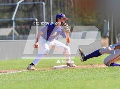 Thumbnail 3 in South Beauregard vs Iowa photogallery.