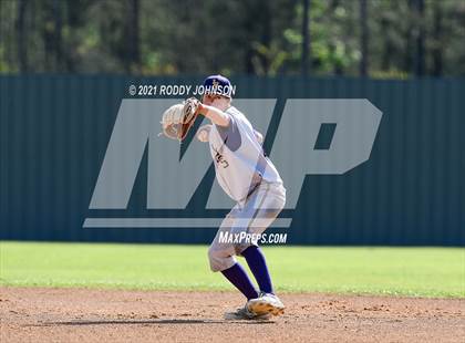 Thumbnail 1 in South Beauregard vs Iowa photogallery.