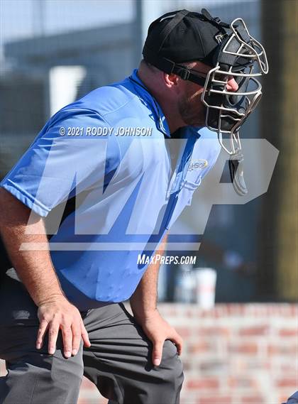 Thumbnail 1 in South Beauregard vs Iowa photogallery.