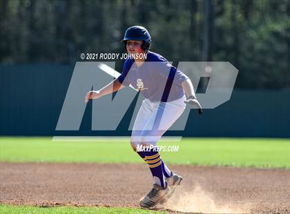 Thumbnail 2 in South Beauregard vs Iowa photogallery.