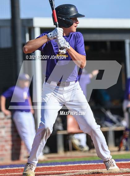 Thumbnail 1 in South Beauregard vs Iowa photogallery.