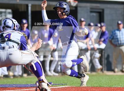 Thumbnail 1 in South Beauregard vs Iowa photogallery.