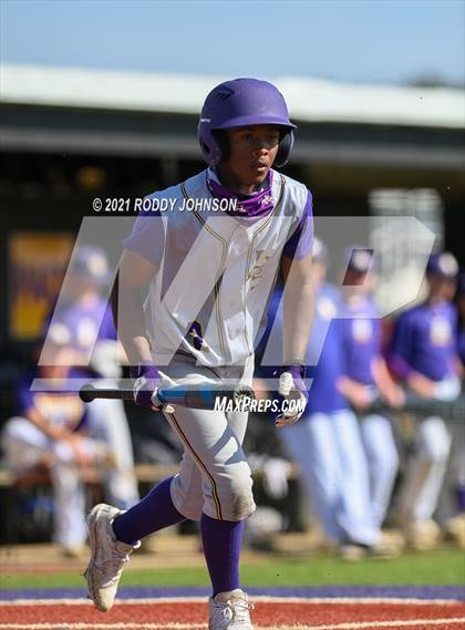 Thumbnail 2 in South Beauregard vs Iowa photogallery.