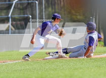 Thumbnail 2 in South Beauregard vs Iowa photogallery.