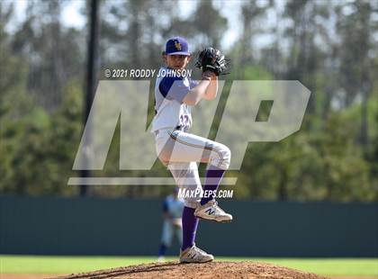 Thumbnail 1 in South Beauregard vs Iowa photogallery.