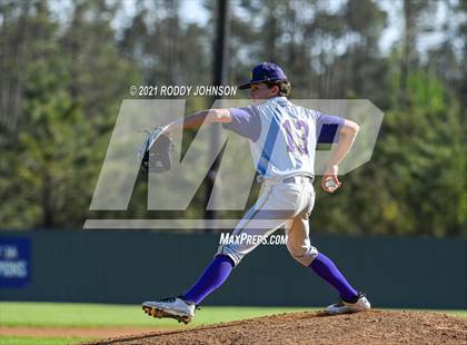 Thumbnail 3 in South Beauregard vs Iowa photogallery.