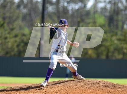 Thumbnail 2 in South Beauregard vs Iowa photogallery.