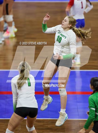 Thumbnail 3 in St. Mary's vs. Plateau Valley (CHSAA 2A First Round) photogallery.