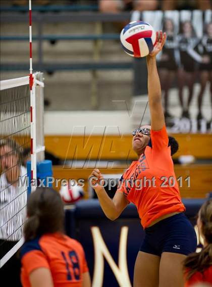 Thumbnail 3 in Clark @ Brandeis photogallery.