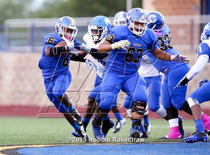Thumbnail 3 in Tyler @ Corsicana photogallery.