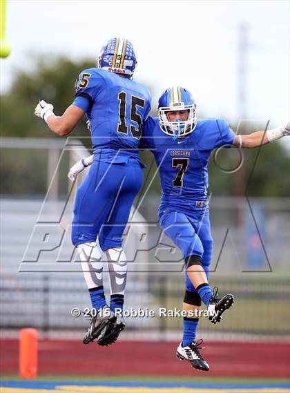 Thumbnail 1 in Tyler @ Corsicana photogallery.