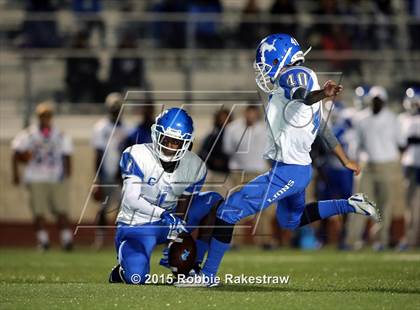 Thumbnail 3 in Tyler @ Corsicana photogallery.