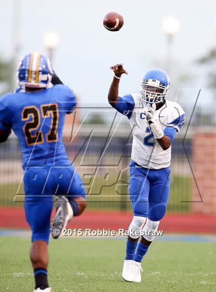 Thumbnail 1 in Tyler @ Corsicana photogallery.