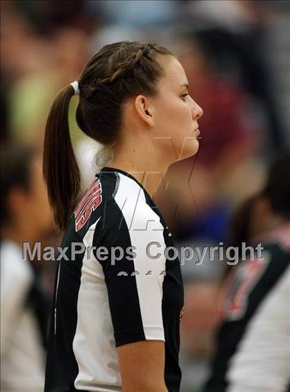 Thumbnail 2 in Round Rock vs. Lake Travis photogallery.
