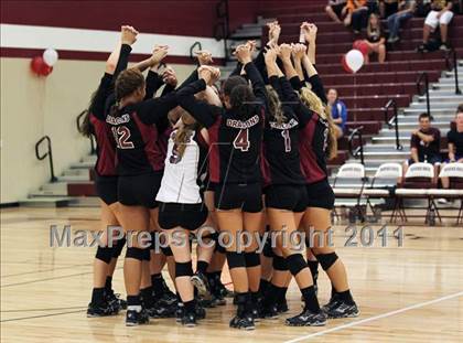 Thumbnail 1 in Round Rock vs. Lake Travis photogallery.