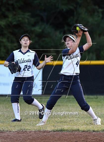 Thumbnail 2 in St. Patrick-St. Vincent vs Marin Catholic (CIF NCS D4 Final) photogallery.