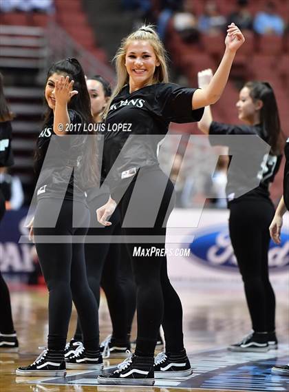 Thumbnail 3 in Villa Park vs. Colony (CIF SS DIV 2AA Final) photogallery.