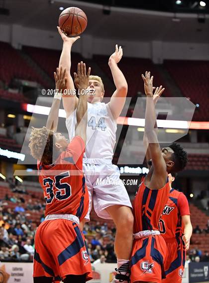 Thumbnail 2 in Villa Park vs. Colony (CIF SS DIV 2AA Final) photogallery.