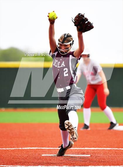 Thumbnail 3 in Burton vs Iola photogallery.