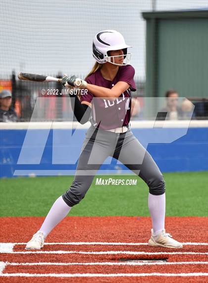 Thumbnail 3 in Burton vs Iola photogallery.