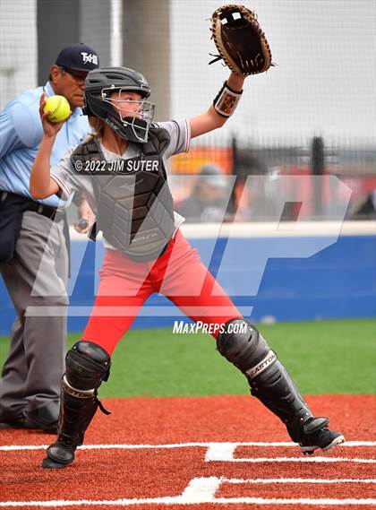 Thumbnail 1 in Burton vs Iola photogallery.