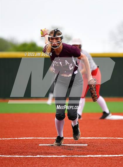 Thumbnail 1 in Burton vs Iola photogallery.
