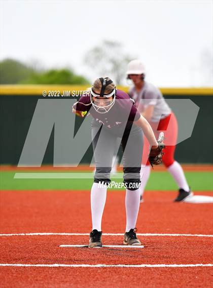 Thumbnail 2 in Burton vs Iola photogallery.