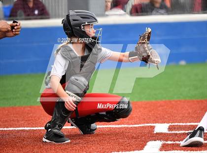 Thumbnail 2 in Burton vs Iola photogallery.