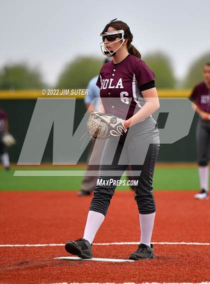 Thumbnail 3 in Burton vs Iola photogallery.
