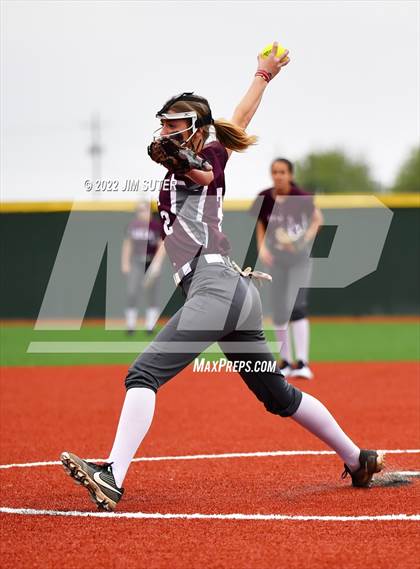 Thumbnail 2 in Burton vs Iola photogallery.
