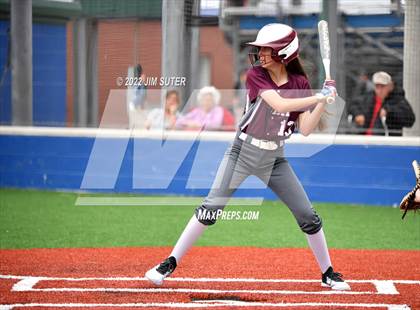 Thumbnail 1 in Burton vs Iola photogallery.