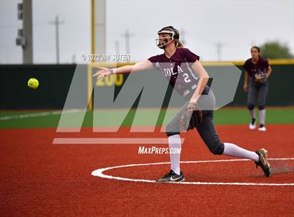 Thumbnail 1 in Burton vs Iola photogallery.