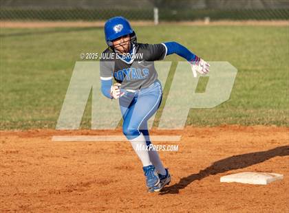Thumbnail 3 in Hamilton Southeastern @ North Central photogallery.