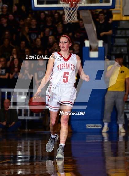 Thumbnail 2 in Tappan Zee vs. Somers (Section 1 Class A Final) photogallery.
