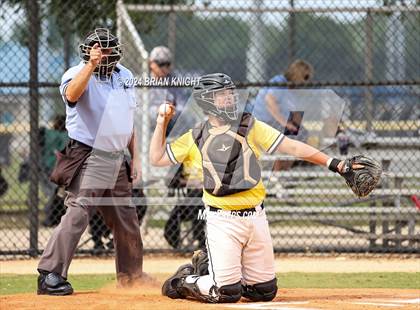 Thumbnail 3 in Fort Meade vs. Bartow photogallery.