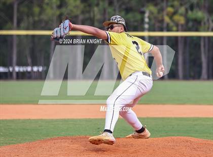 Thumbnail 1 in Fort Meade vs. Bartow photogallery.