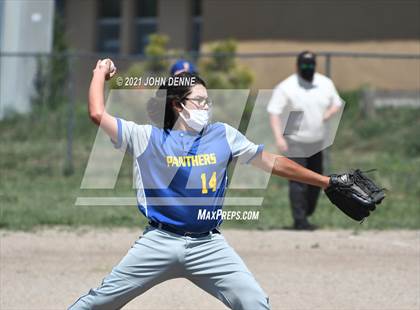 Thumbnail 1 in Mora @ Penasco photogallery.