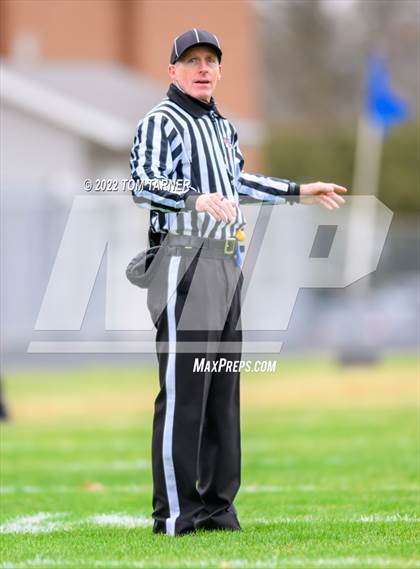 Thumbnail 3 in Princeton vs. Genoa-Kingston (IHSA 3A Second Round Playoff) photogallery.