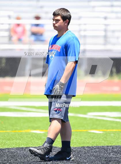 Thumbnail 2 in Northwest Christian vs. Holbrook (Bradshaw Mountain 7-on-7) photogallery.