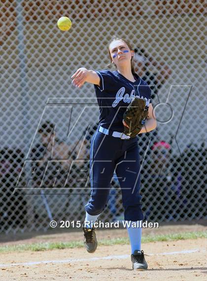 Thumbnail 2 in Laurel vs Johnson (Caravel Invitational) photogallery.