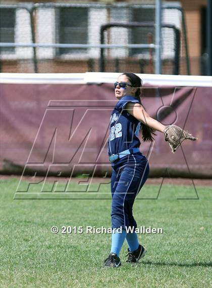 Thumbnail 1 in Laurel vs Johnson (Caravel Invitational) photogallery.