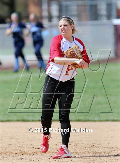 Thumbnail 3 in Laurel vs Johnson (Caravel Invitational) photogallery.