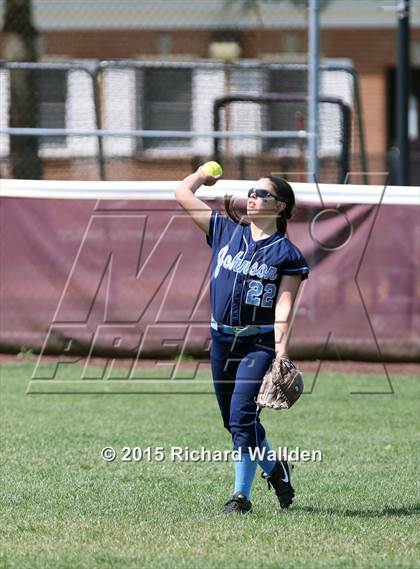 Thumbnail 2 in Laurel vs Johnson (Caravel Invitational) photogallery.