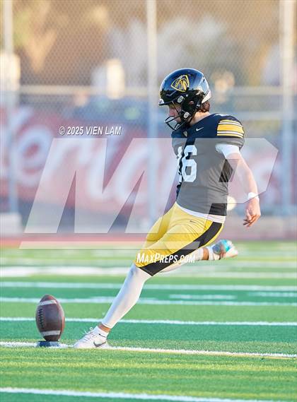 Thumbnail 1 in Mater Dei Catholic @ Bishop O'Dowd photogallery.